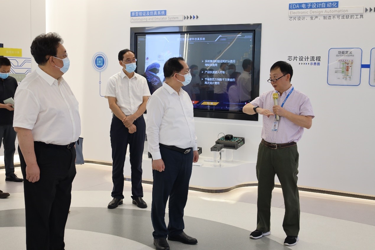 深圳市人大常委会骆文智主任一行赴体育333集团调研